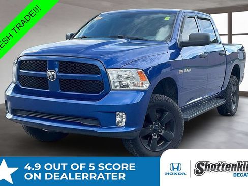 Used 2017 RAM 1500 Express RWD image 1