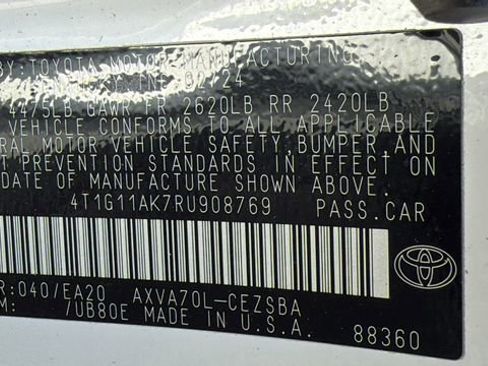 Used 2024 Toyota Camry SE image 27