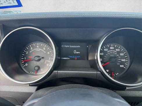 Used 2020 Ford Mustang GT Premium w/ Black Accent Package RWD image 11