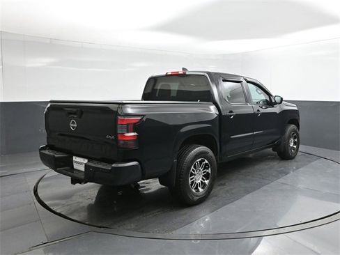 Used 2023 Nissan Frontier S w/ Technology Package image 11