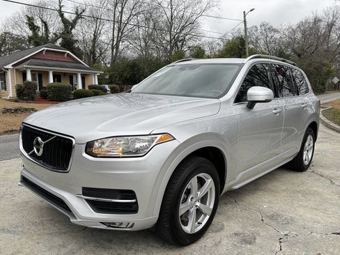 Used 2016 Volvo XC90 T5 Momentum image 6