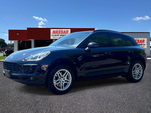 Used 2017 Porsche Macan image 1