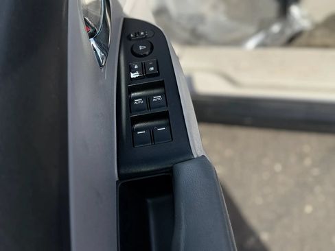 Used 2014 Honda Odyssey EX image 38