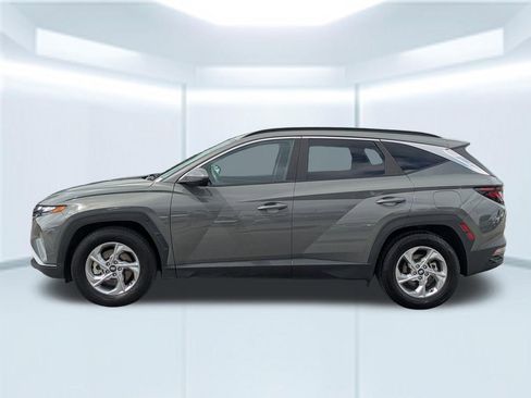 Used 2024 Hyundai Tucson SEL FWD image 2