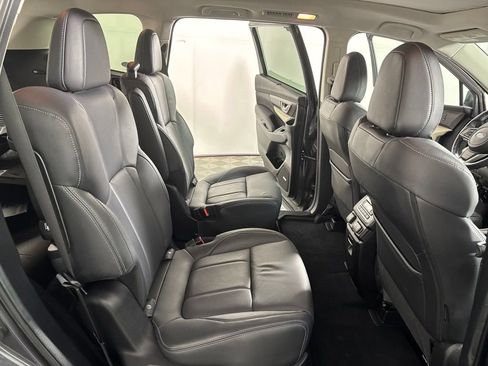 Used 2021 Subaru Ascent Touring AWD/4WD image 23