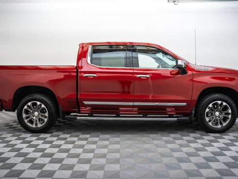 Used 2024 Chevrolet Silverado 1500 High Country w/ Technology Package AWD/4WD image 4