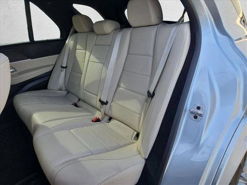 Used 2024 Mercedes-Benz GLE 450 4MATIC image 19