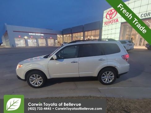 Used 2012 Subaru Forester 2.5X Premium w/ Popular Pkg 2 image 7