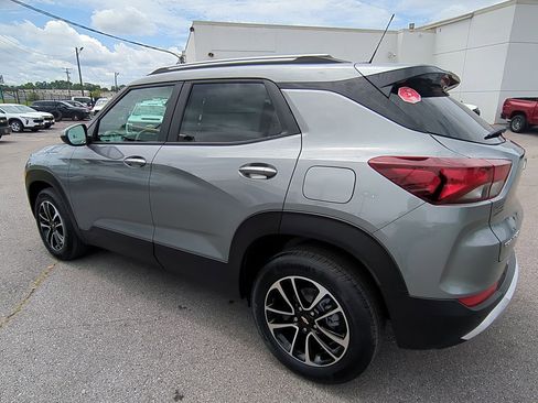 Used 2026 Chevrolet TrailBlazer LT w/ Driver Confidence Package image 6