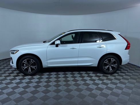Used 2022 Volvo XC60 B5 Momentum FWD image 8