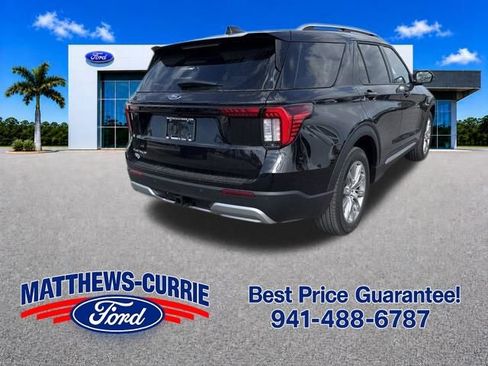New 2026 Ford Explorer Platinum RWD image 4