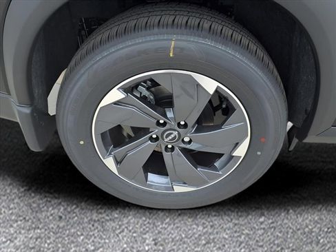 New 2026 Nissan Rogue SV image 8