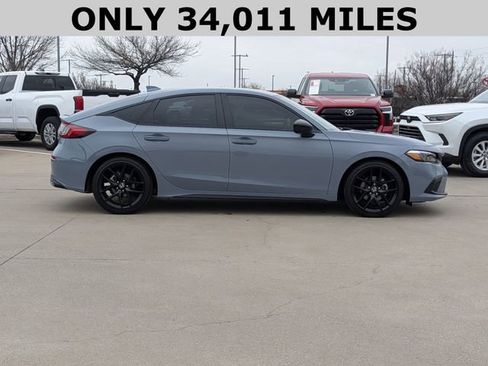 Used 2024 Honda Civic Sport image 4