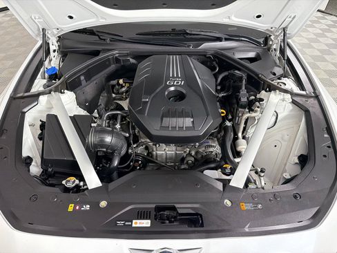 Used 2022 Genesis G70 2.0T RWD image 26