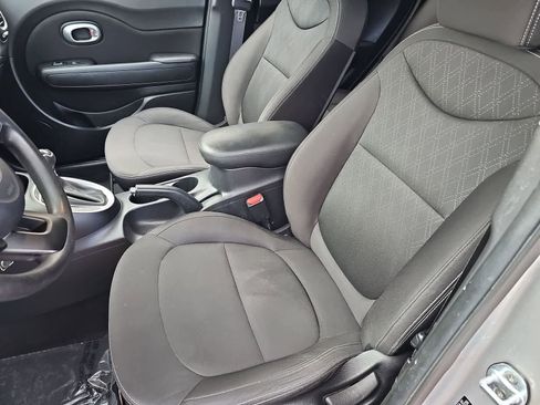 Used 2017 Kia Soul image 15