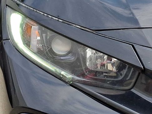 Used 2021 Honda Civic Sport image 7