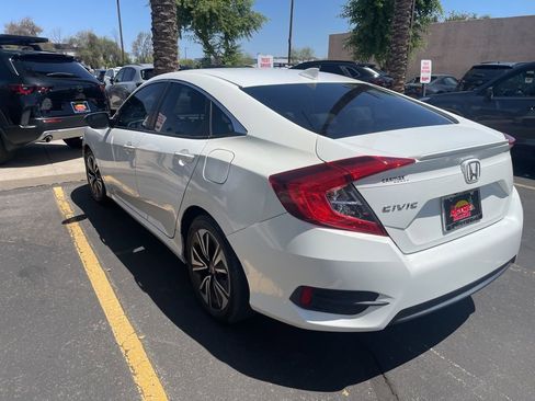 Used 2018 Honda Civic EX-T image 4