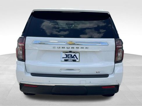 Certified 2024 Chevrolet Suburban LT AWD/4WD image 26