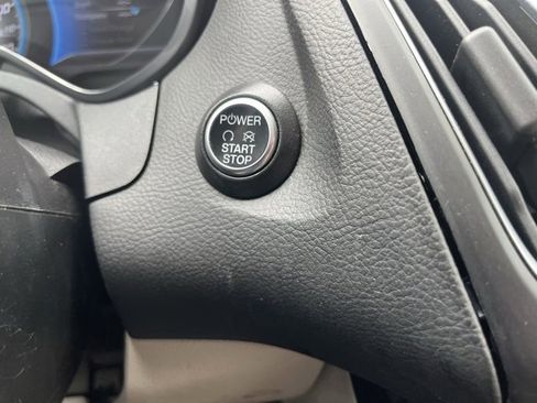 Used 2016 Ford Focus Electric Hatchback image 27