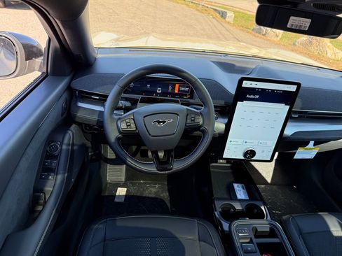 New 2025 Ford Mustang Mach-E GT image 6