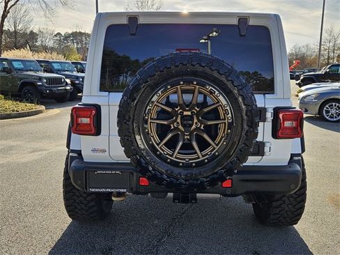 Used 2025 Jeep Wrangler Unlimited Rubicon 392 image 5