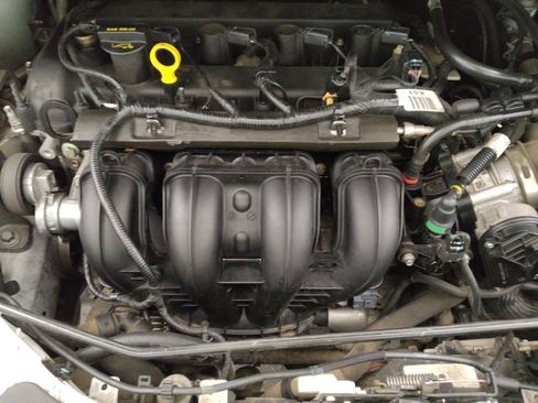 Used 2014 Ford Escape S image 30