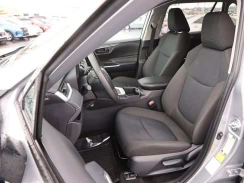 Certified 2025 Toyota RAV4 LE image 8