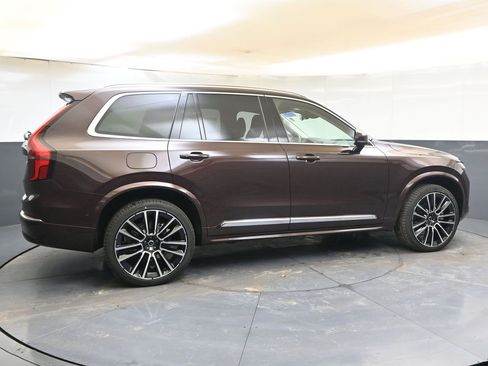 New 2026 Volvo XC90 B6 Plus w/ Protection Package Premier image 6