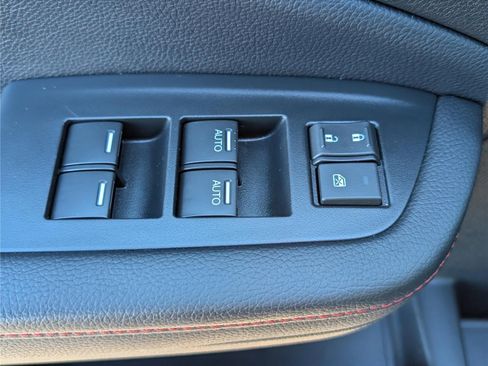 Used 2022 Honda Ridgeline Black Edition image 18