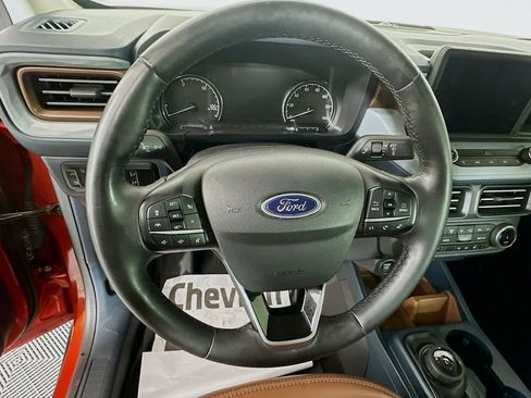 Used 2024 Ford Maverick Lariat FWD image 11