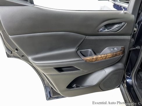 Used 2021 GMC Acadia Denali w/ Trailering Package image 22