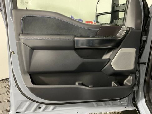 New 2026 Ford F350 Platinum AWD/4WD image 13