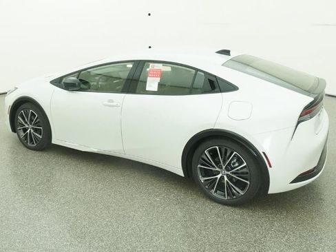 New 2026 Toyota Prius XLE image 4