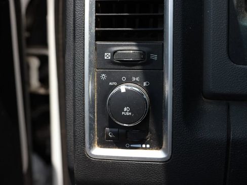 Used 2015 RAM 1500 Big Horn RWD image 51