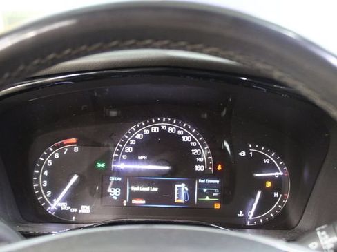 Used 2018 Cadillac XT5 Luxury w/ Driver Awareness Package AWD/4WD image 20