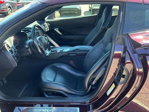 Used 2017 Chevrolet Corvette Stingray Coupe w/ Carbon Flash Badge Package image 21