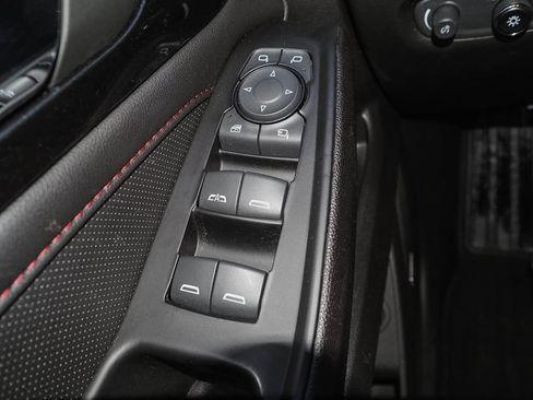 Used 2023 Chevrolet Traverse RS image 28