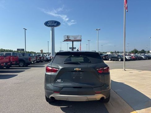 Used 2020 Chevrolet Blazer LT FWD image 5