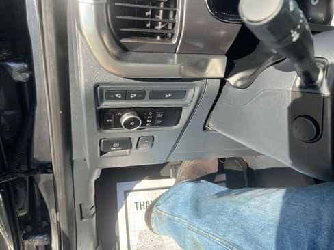 Used 2023 Ford F150 Lariat w/ Equipment Group 502A High image 13