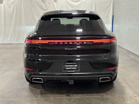 New 2026 Porsche Cayenne E-Hybrid Coupe AWD/4WD image 6