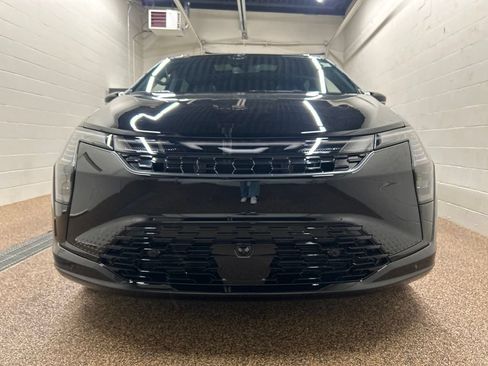New 2027 Chrysler Pacifica Limited w/ S Appearance Package FWD image 6