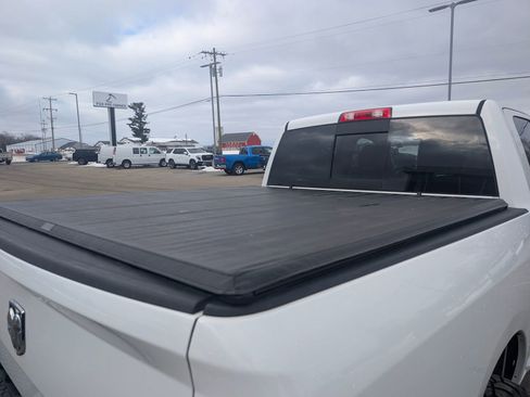 Used 2017 RAM 1500 Big Horn image 33