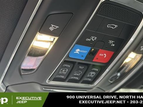 New 2026 Jeep Grand Cherokee Limited w/ Limited Altitude Package image 21