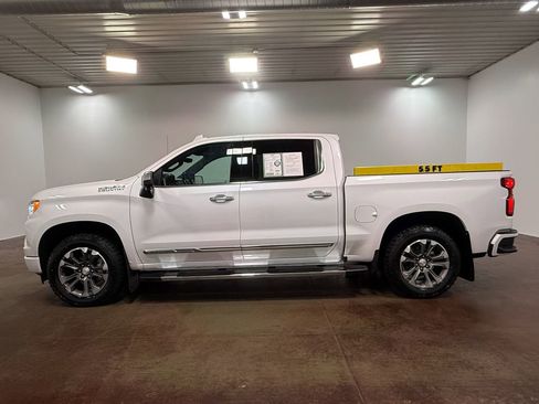 Used 2023 Chevrolet Silverado 1500 High Country w/ Technology Package AWD/4WD image 7