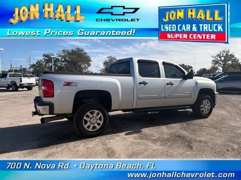 Used 2013 Chevrolet Silverado 3500 LT w/ Interior Plus Package image 12