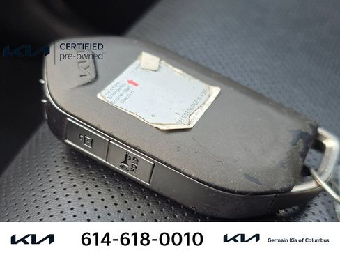 Certified 2024 Kia Telluride S w/ S Sunroof Package AWD/4WD image 33