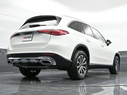 New 2025 Mercedes-Benz GLC 300 4MATIC image 38