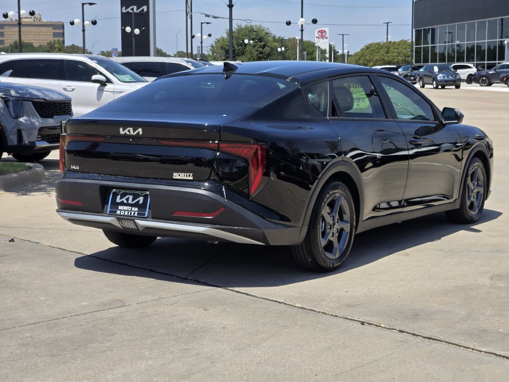 New 2026 Kia K4 FWD image 4