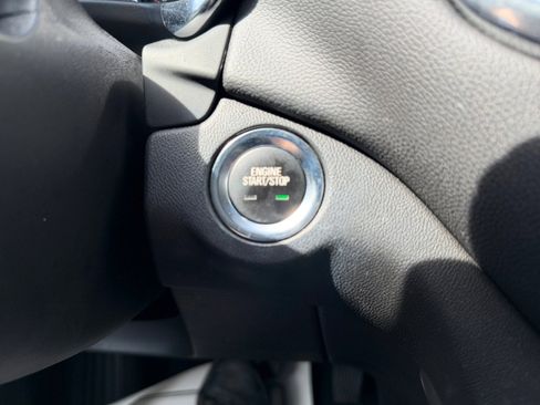 Used 2022 Chevrolet Equinox LT FWD image 21