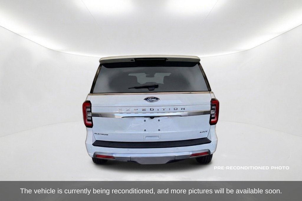 Used 2023 Ford Expedition Max Platinum AWD/4WD image 4